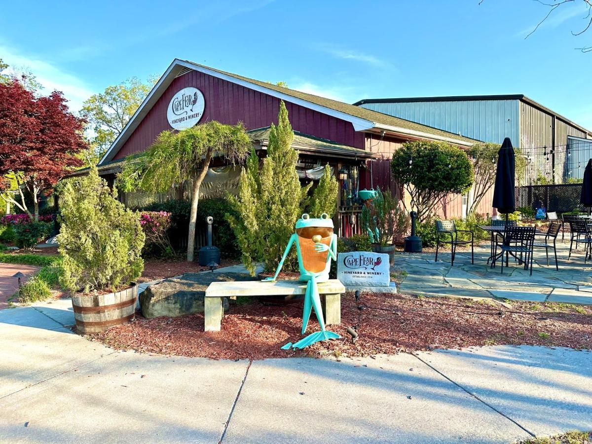 Hotel Cape Fear Vineyard And Winery à Elizabethtown Extérieur photo